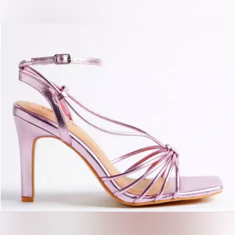 torrid Strapy single Sole Sandal Heels NWT size 6WW